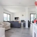 Soares - Centro - For Families - By Bedzy Αλμπουφέιρα