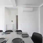 Soares - Centro - For Families - By Bedzy Villa *