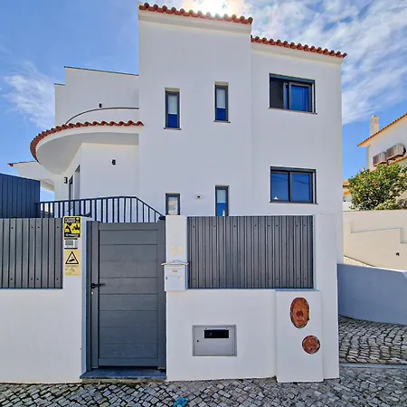 Soares - Centro - For Families - By Bedzy 알부페이라