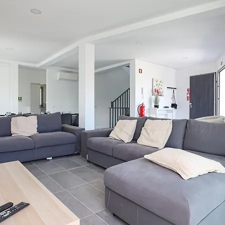 Soares - Centro - For Families - By Bedzy 알부페이라